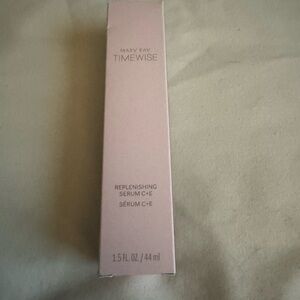 New Mary Kay Replenishing Serum C + E